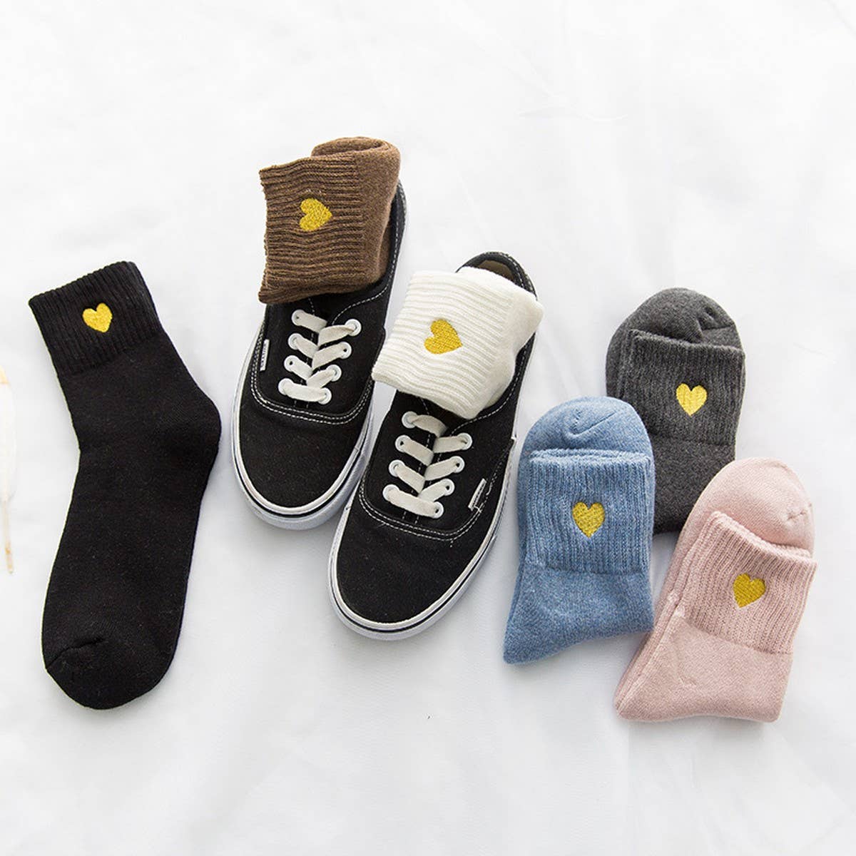 WINTER HEART EMBROIDERY WARM TERRY SOCKS