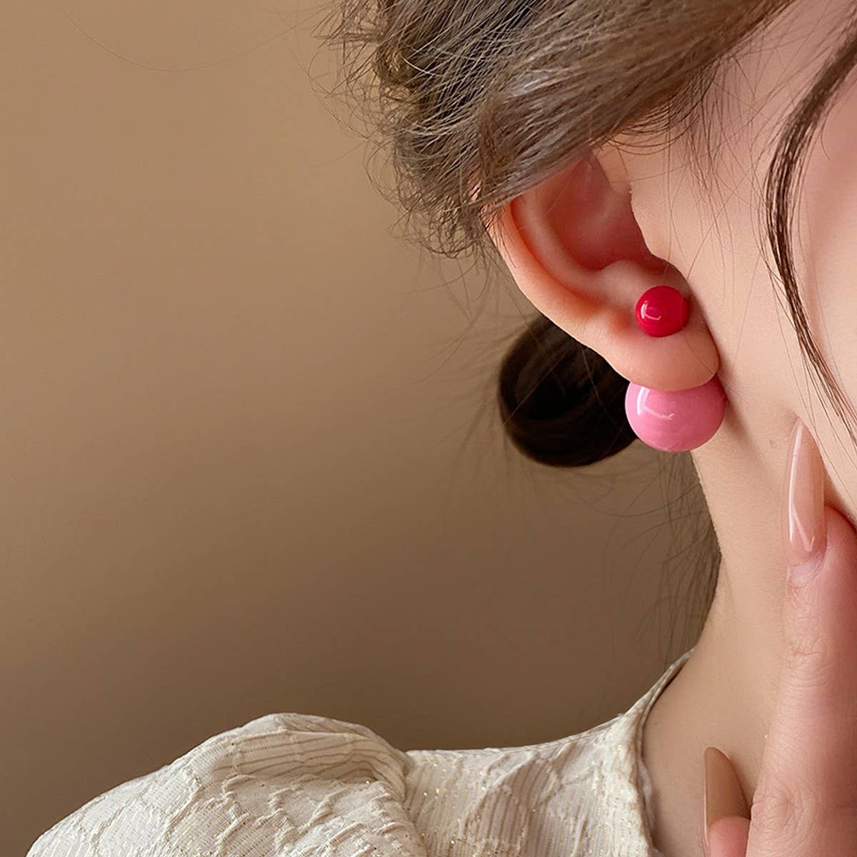 SWEET CANDY-COLORED BALL NICHE EARRINGS