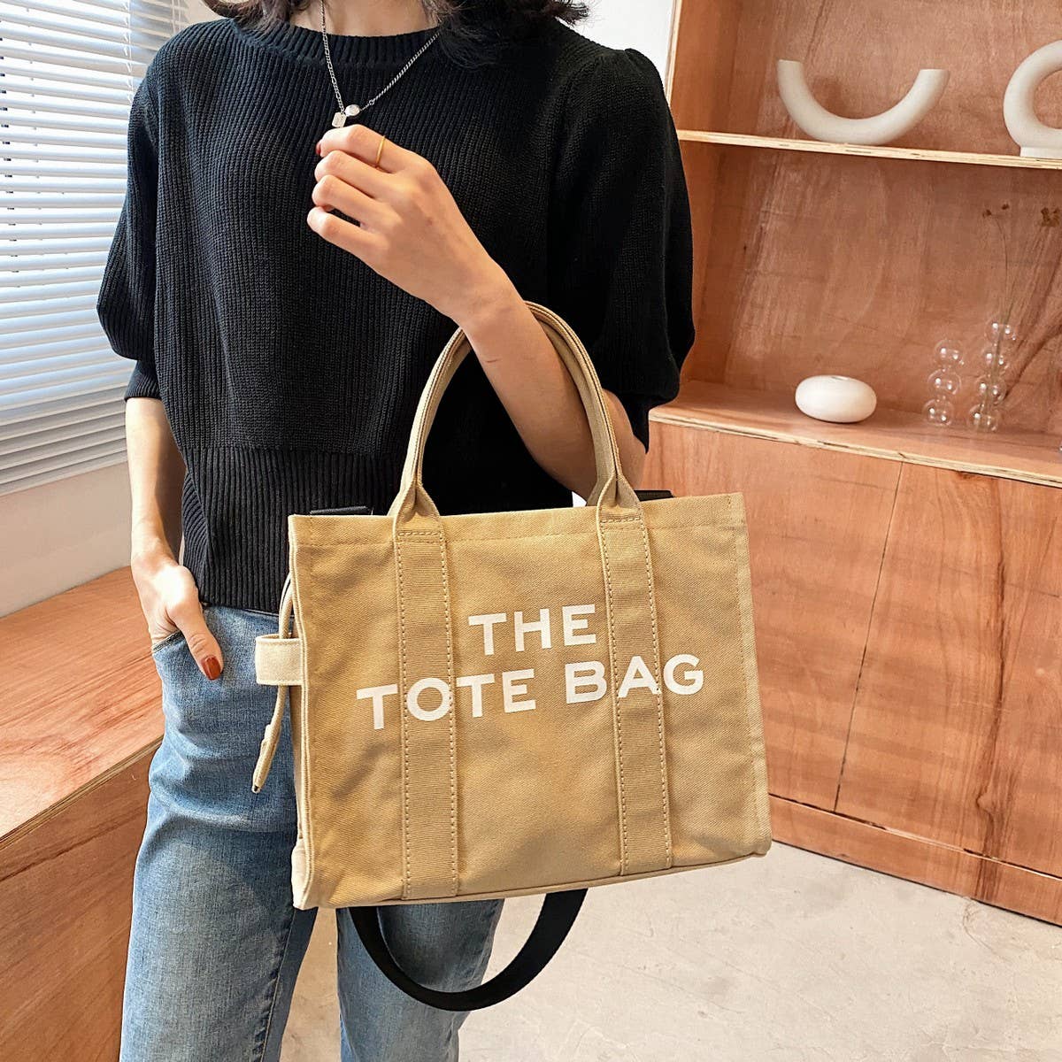 SIMPLE AND FASHIONABLE CROSSBODY LETTER HANDBAG_CWAB2428