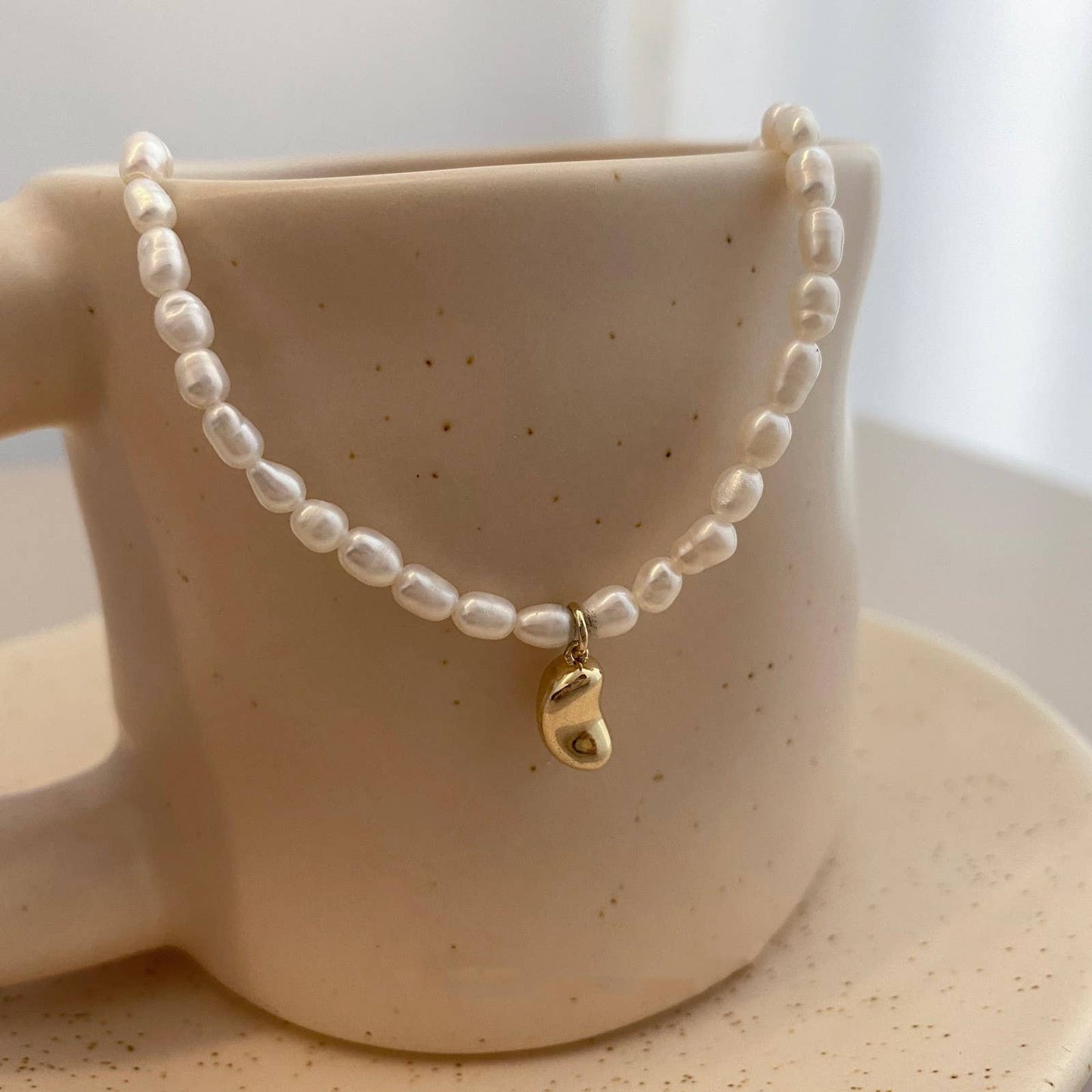 Baroque irregular retro freshwater pearl necklace