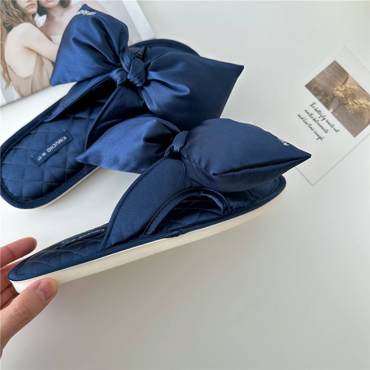 LETTER EMBROIDERED HOLLOW BOW HOME SLIPPERS