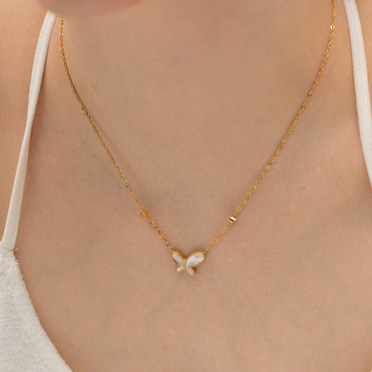 NEW BUTTERFLY DIAMOND NICHE LUXURY NECKLACE