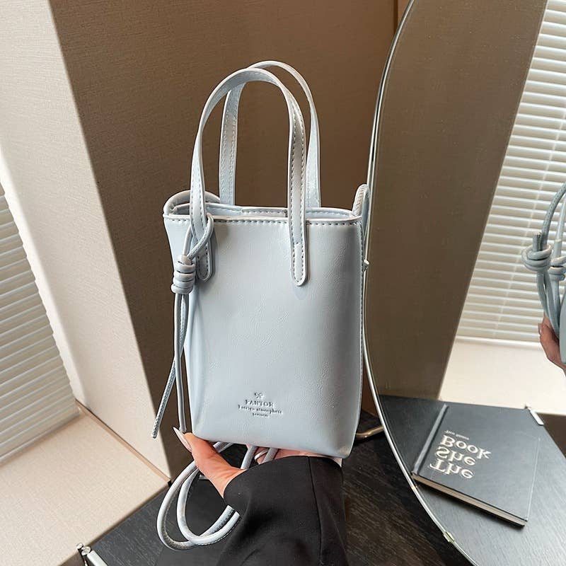 Glossy simple and niche single-shoulder bag