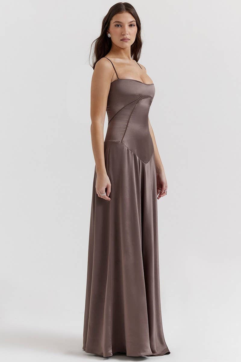 CWDMD5567_BACKLESS SPAGHETTI STRAP SLIM FIT EVENING GOWN