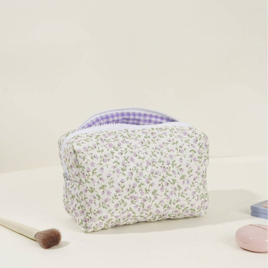 Floral quilting large-capacity toiletry bag
