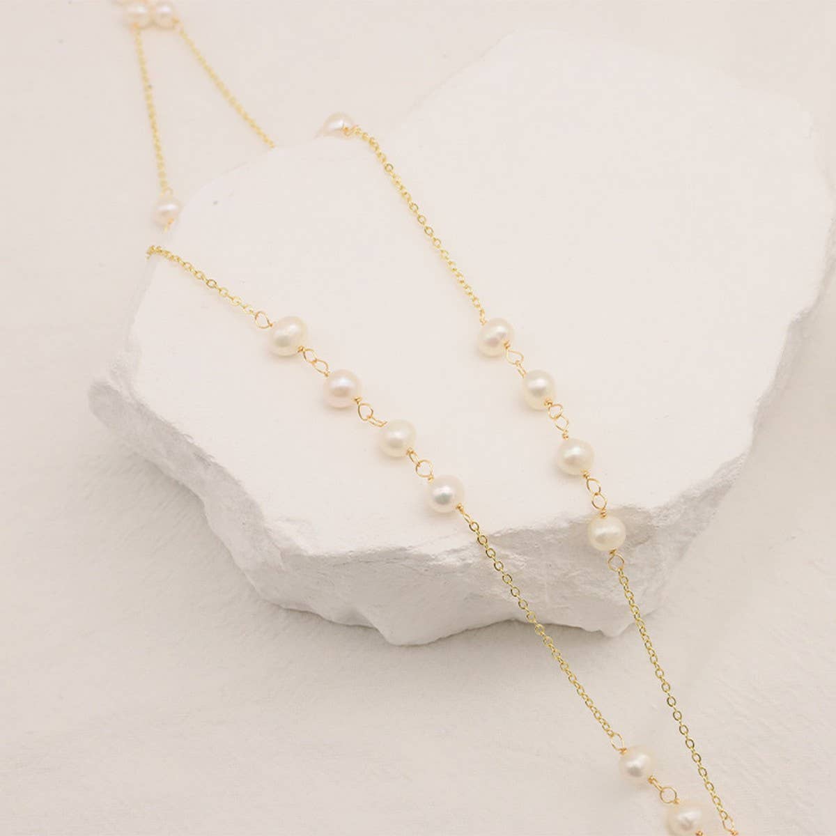 WOMEN'S HIGH-END SPLICING LONG PEARL NECKLACE