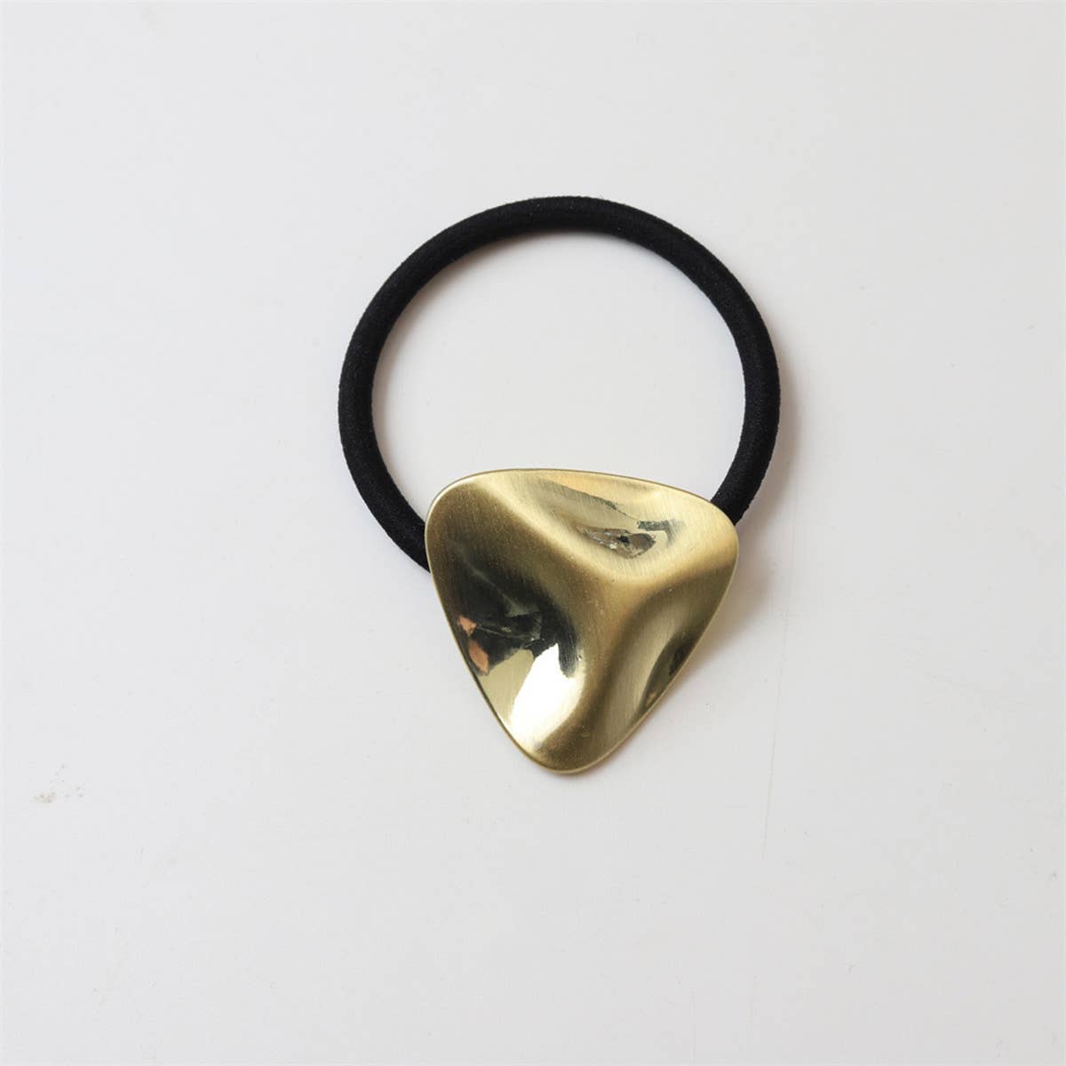 COOL AND COLOR-RETAINING HAIR SCRUNCHIES