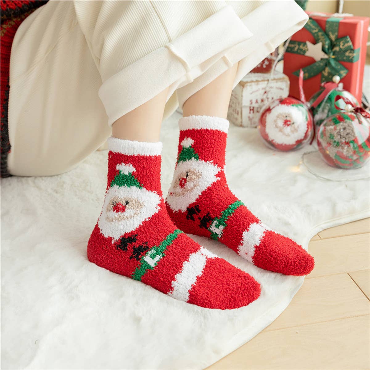 CHRISTMAS ELK CORAL VELVET SOCKS