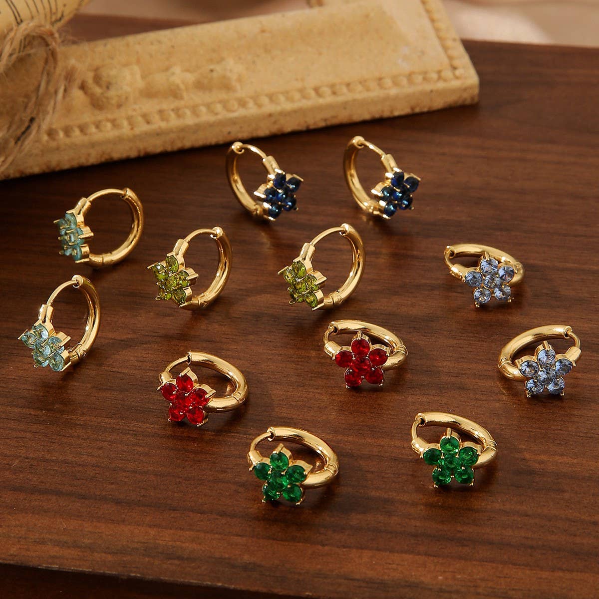 STAINLESS STEEL FLOWER EARRINGS WITH ZIRCON_CWMM3609