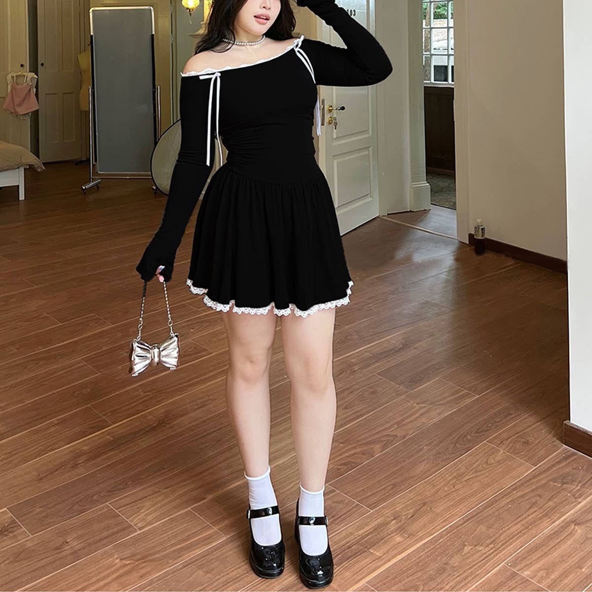 Sexy Off Shoulder Lace Dress ? Curvy Fit