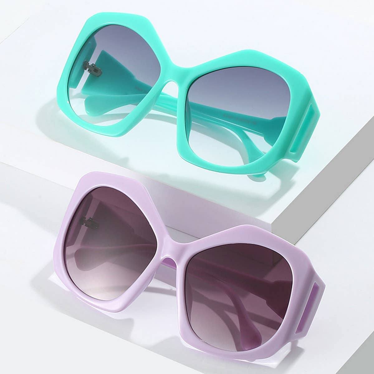 LARGE FRAME POLYGONAL FUTURISTIC TECHNOLOGY GLASSE