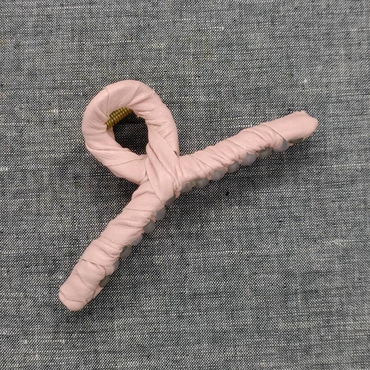 Stylish Simple PU Leather Wrapped Hair Claw_CWAHA6376