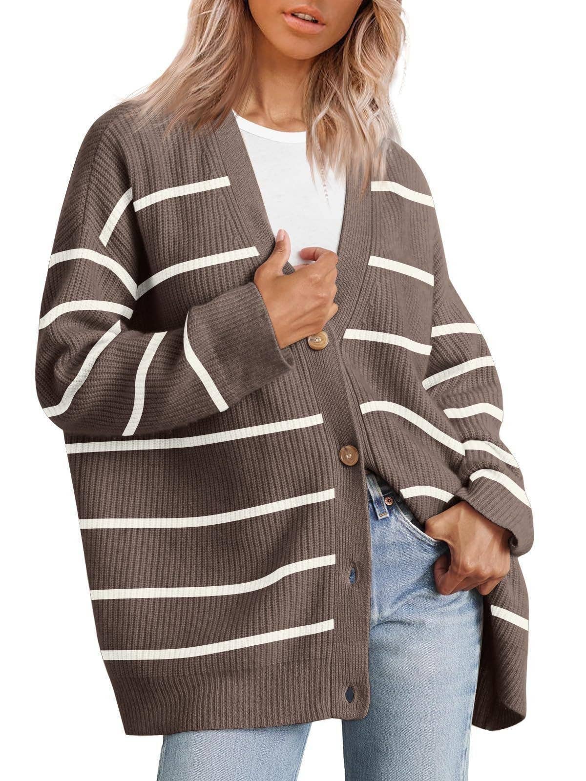 Simple and versatile striped knitted cardigan