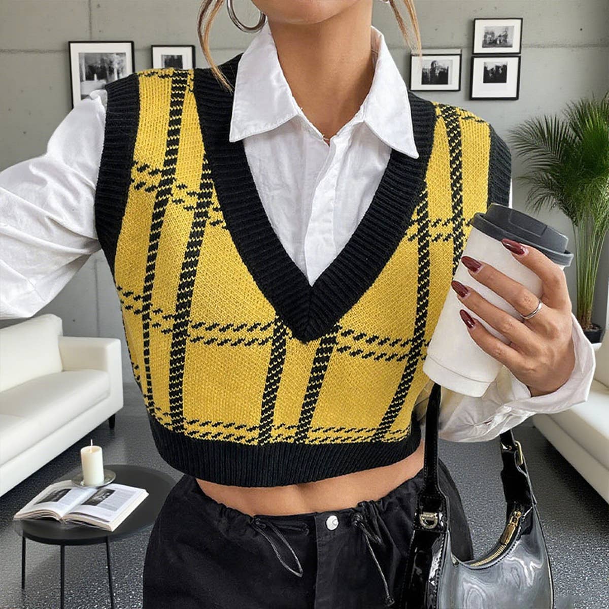 V-neck woolen checkered short vest