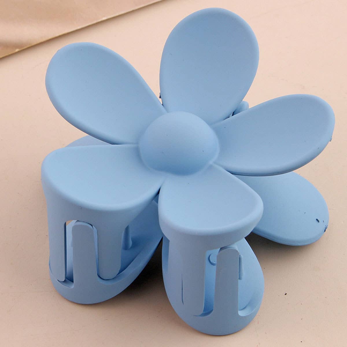 Matte Floral Hair Claw Clip ? Cute & Strong Hold_CWAHA0089