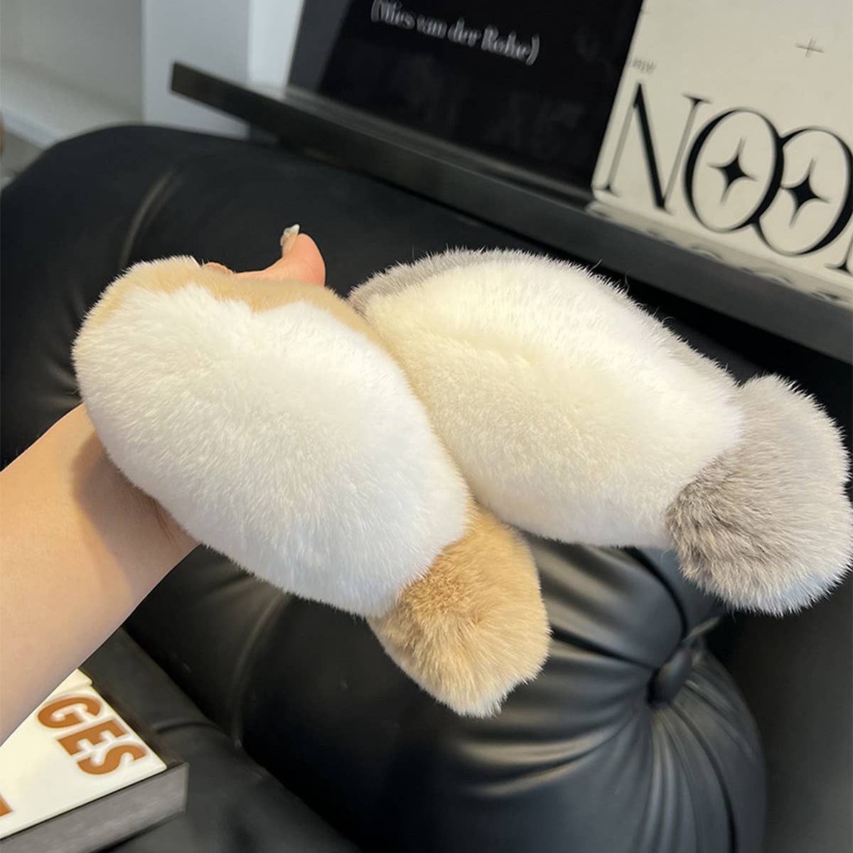 CUTE LITTLE FISH AND DOLPHIN CAR KEYCHAIN PENDANT