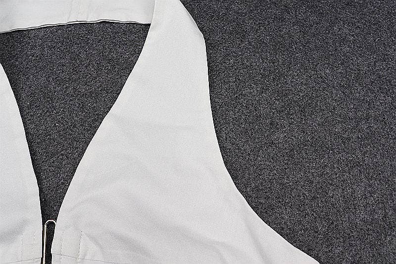 Sexy V-Neck Hook Closure Backless Halter Top