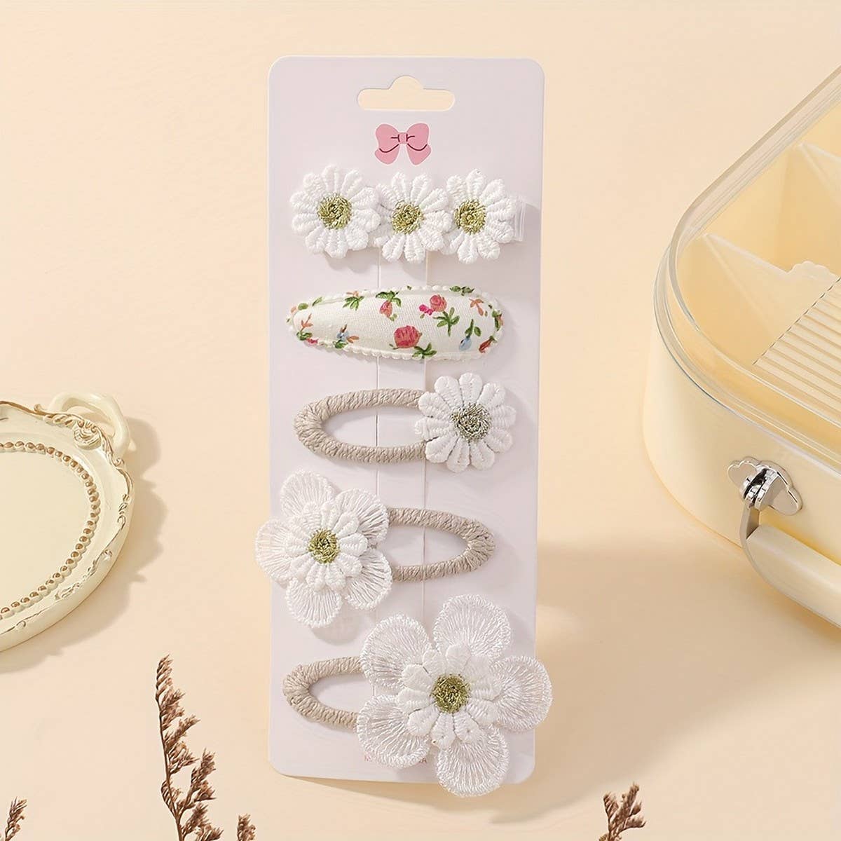 Fresh Daisy Hair Clip Set ? Handmade Fabric Clips