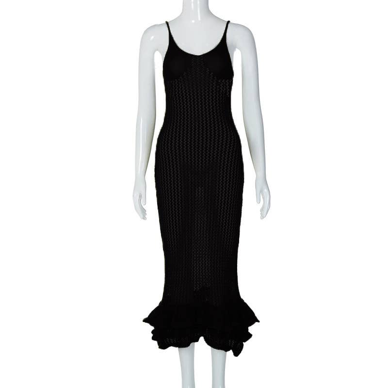 SLIM-FIT KNITTED DRESS WITH BACKLESS WOODEN EARS