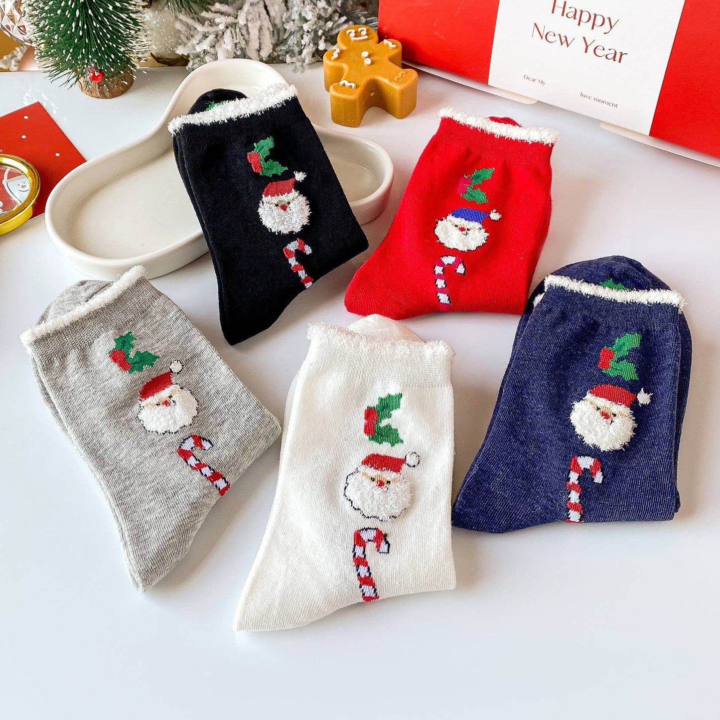 Santa Claus Elk Pattern Crew Socks For Christmas
