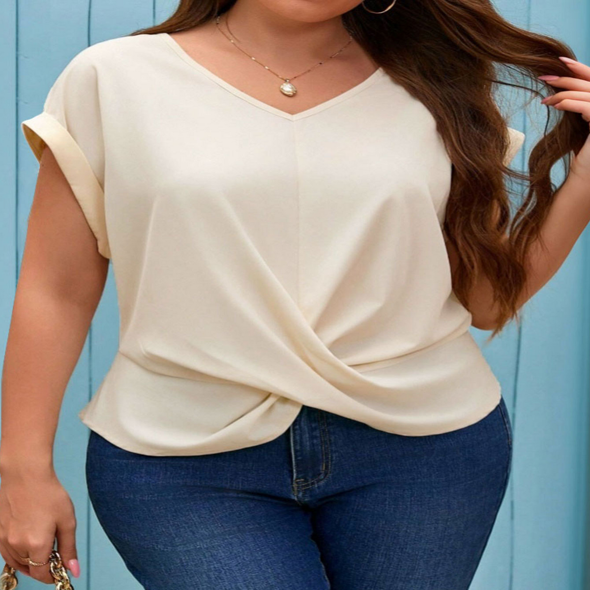 Trendy Minimalist Short Sleeve Tee for Women