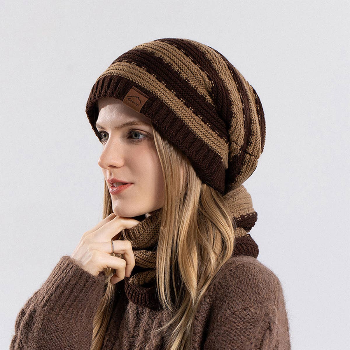WARM FLEECE HAT AND SCARF TWO PIECE SET