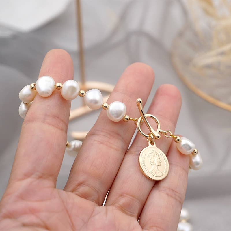 Baroque freshwater pearl bracelet
