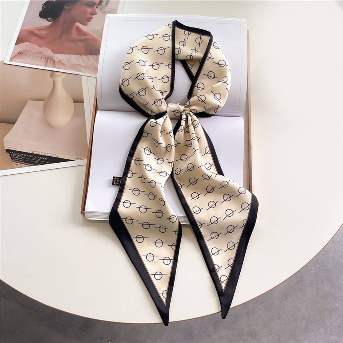 FASHIONABLE DOUBLE-LAYER RIBBON ANGLED HEAD SCARF