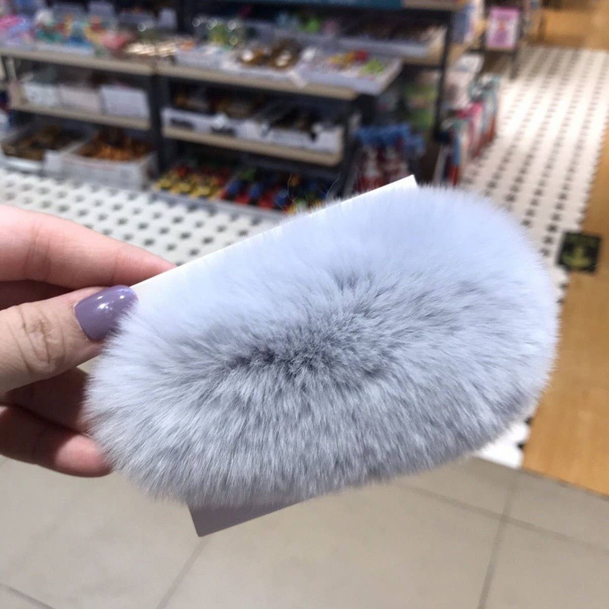 Furry Mink Hair Clip ? Cute Fluffy BB Barrette