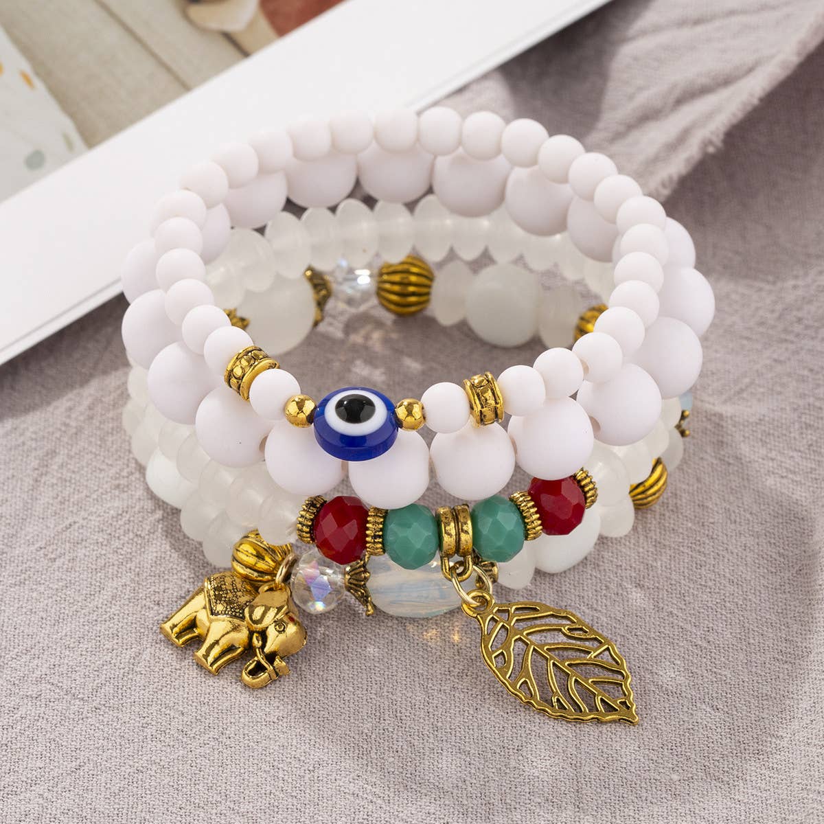 MULTI-LAYERED ELEPHANT LEAF BEAD BRACELET