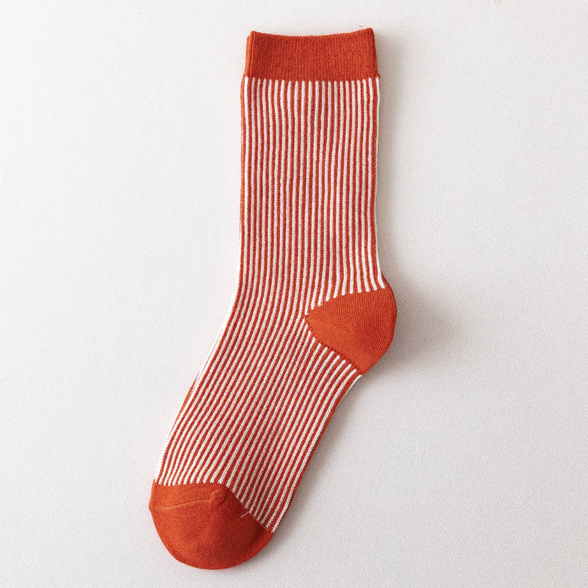 SIMPLE STRIPED MID-CALF SOCKS_CWMS0662