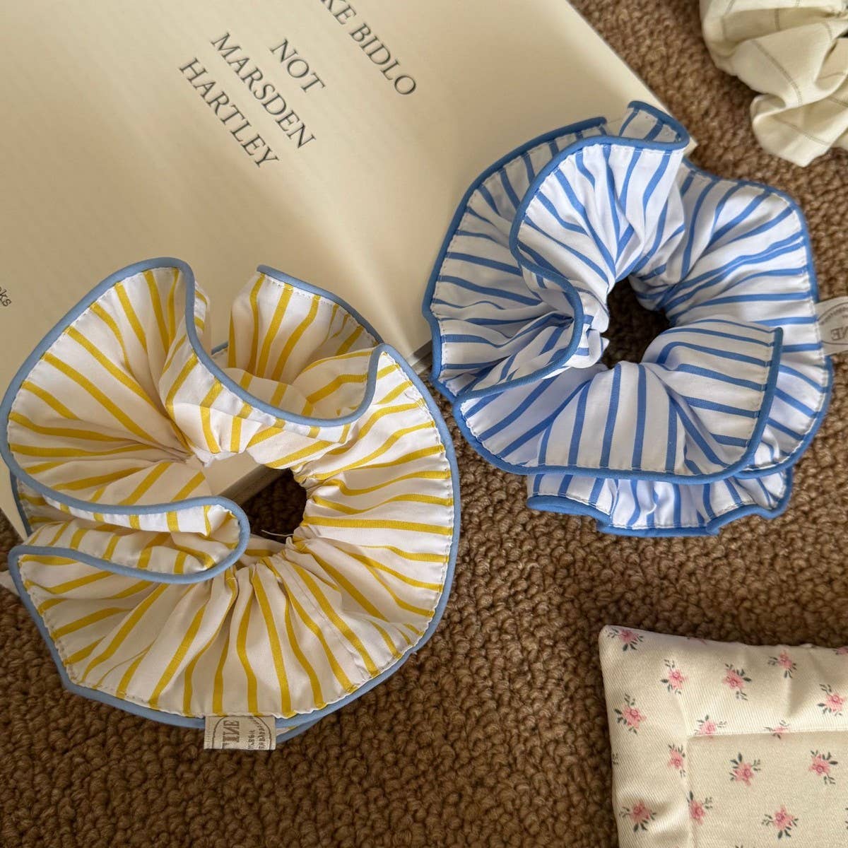 Yellow Stripe Oversized Scrunchie Hair Tie_CWAHA5505