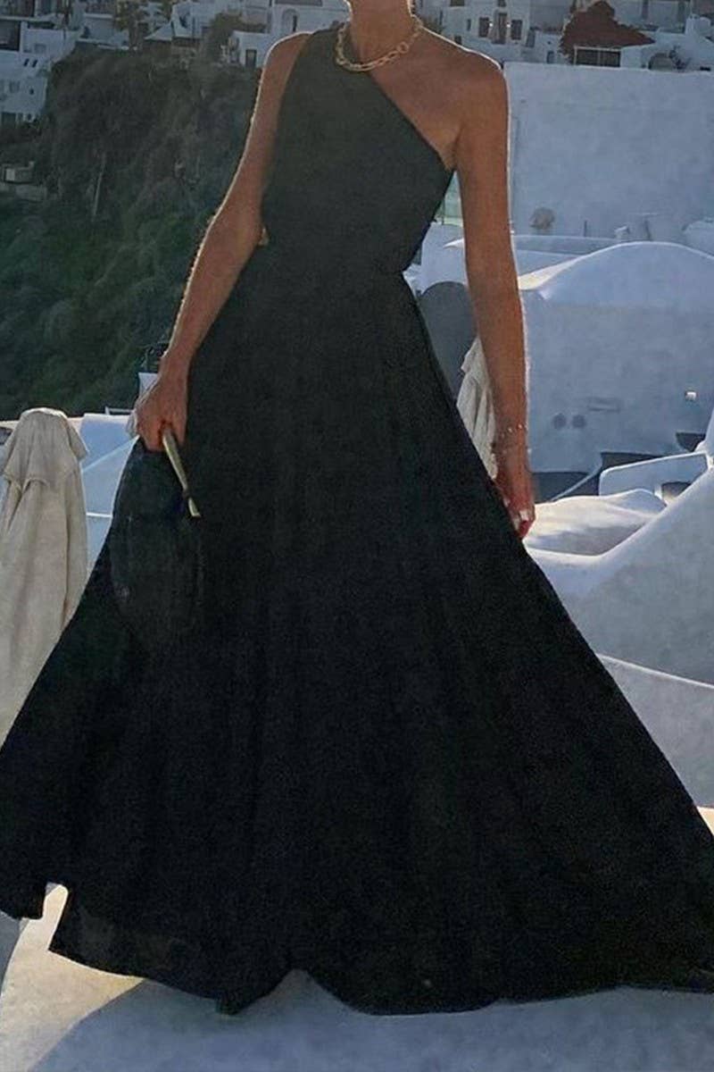 SLOPING SHOULDERS SOLID COLOR SLEEVELESS DRESS_CWDMD1344