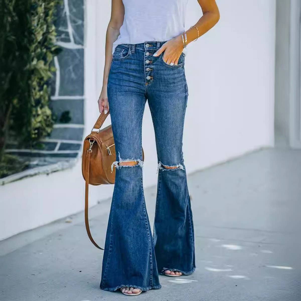 Ripped single-breasted denim floor length pants