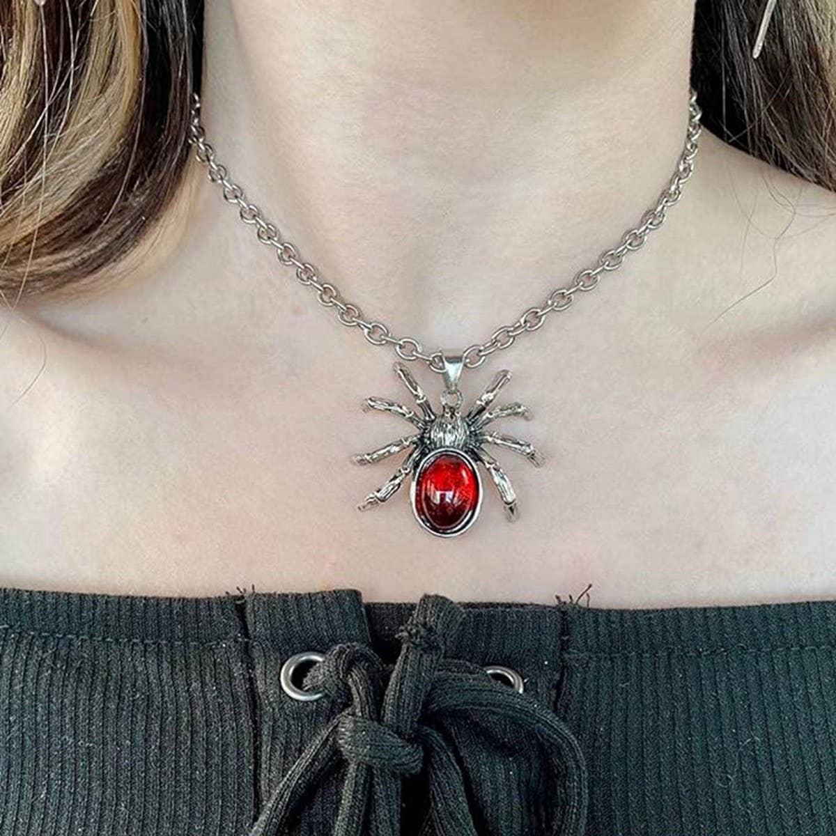 TRENDY RETRO HALLOWEEN SPIDER PENDANT NECKLACE