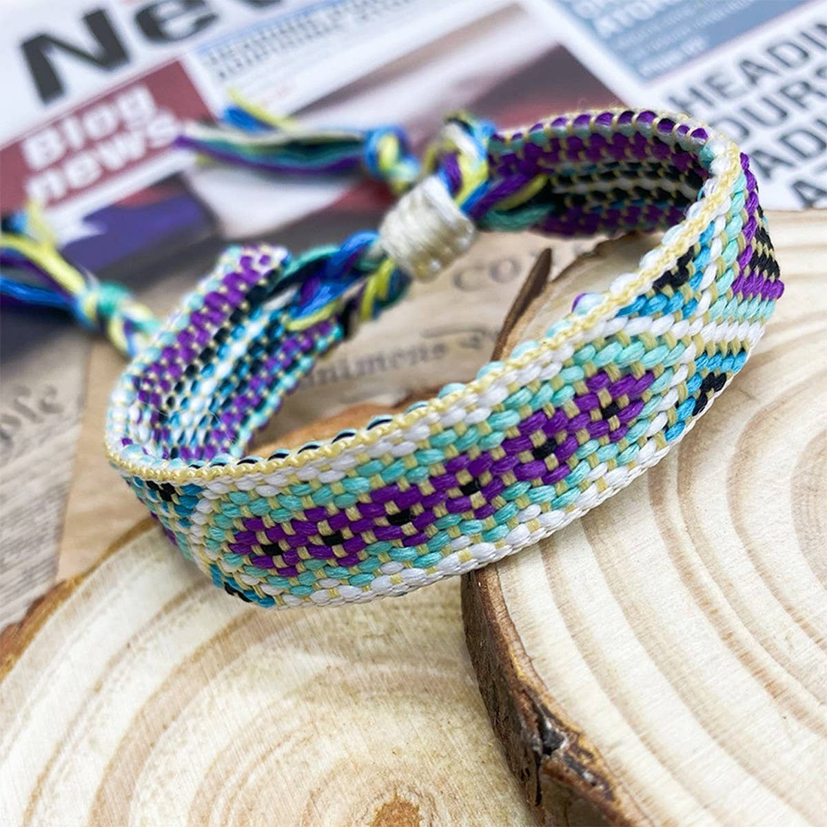 CWAJE4569_VINTAGE HAND-WOVEN EMBROIDERED TASSEL BRACELET