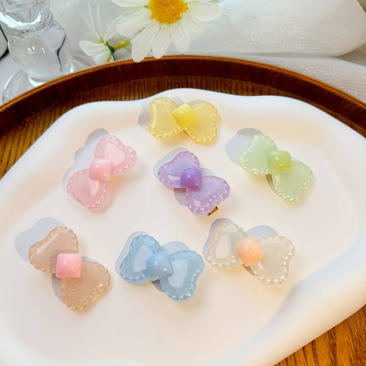 Colorful ice-permeable bow square hairpin