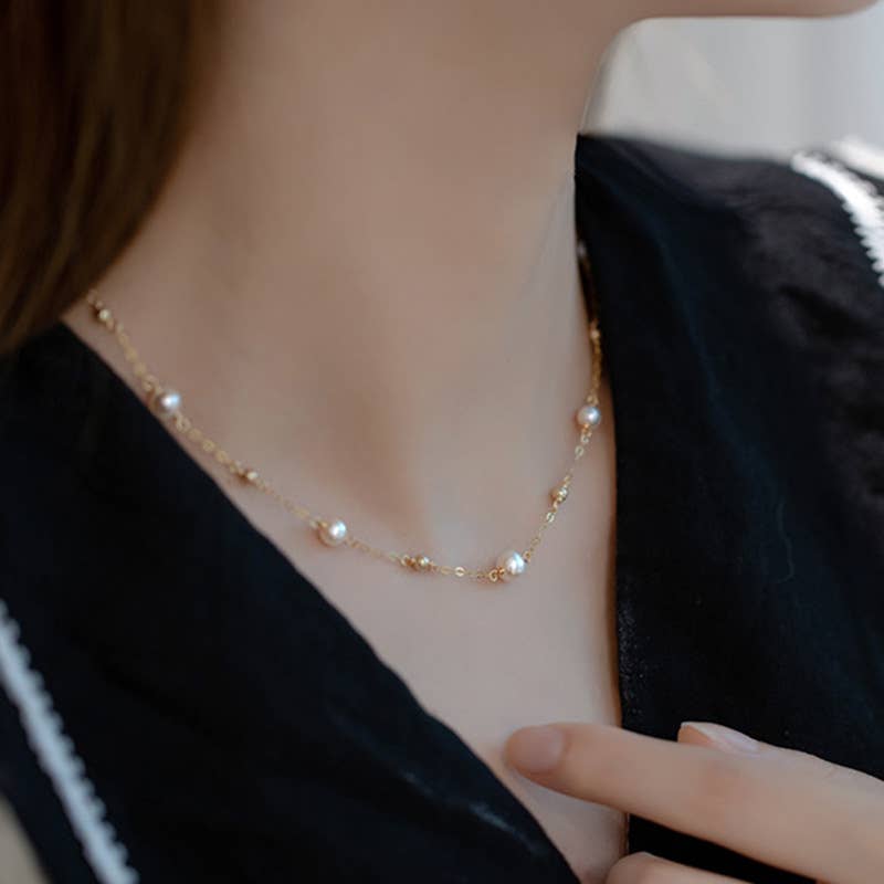 Freshwater pearl necklace collarbone chain