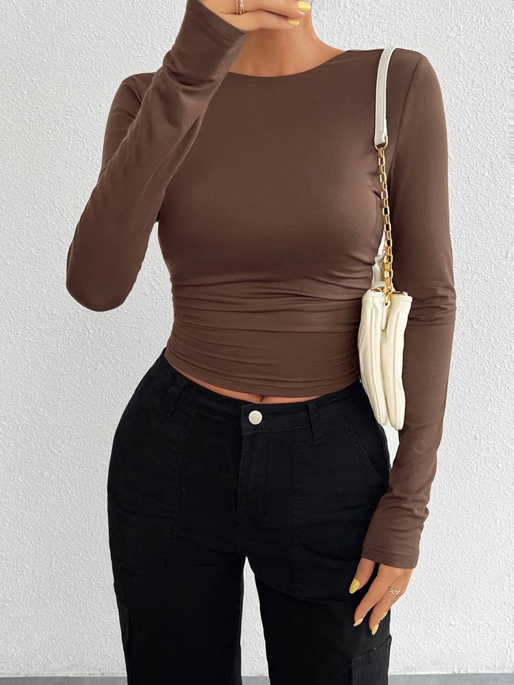 SLIM-FIT CREW NECK KNITTED LONG-SLEEVED TOP