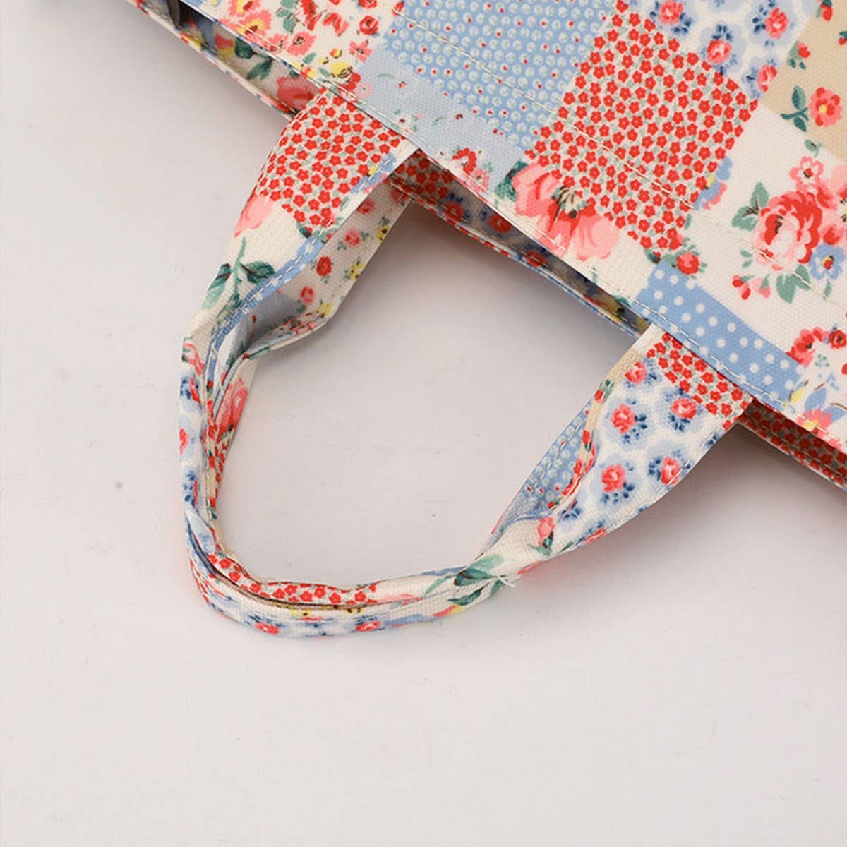 OXFORD PRINTED NYLON LIGHTWEIGHT SHOULDER BAG_CWASC1784