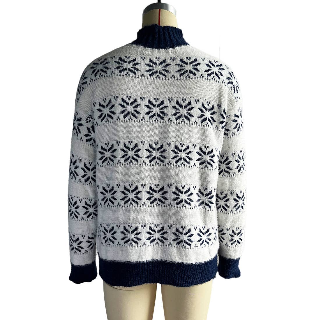 TURTLENECK SNOWFLAKE JACQUARD LONG SLEEVE SWEATER
