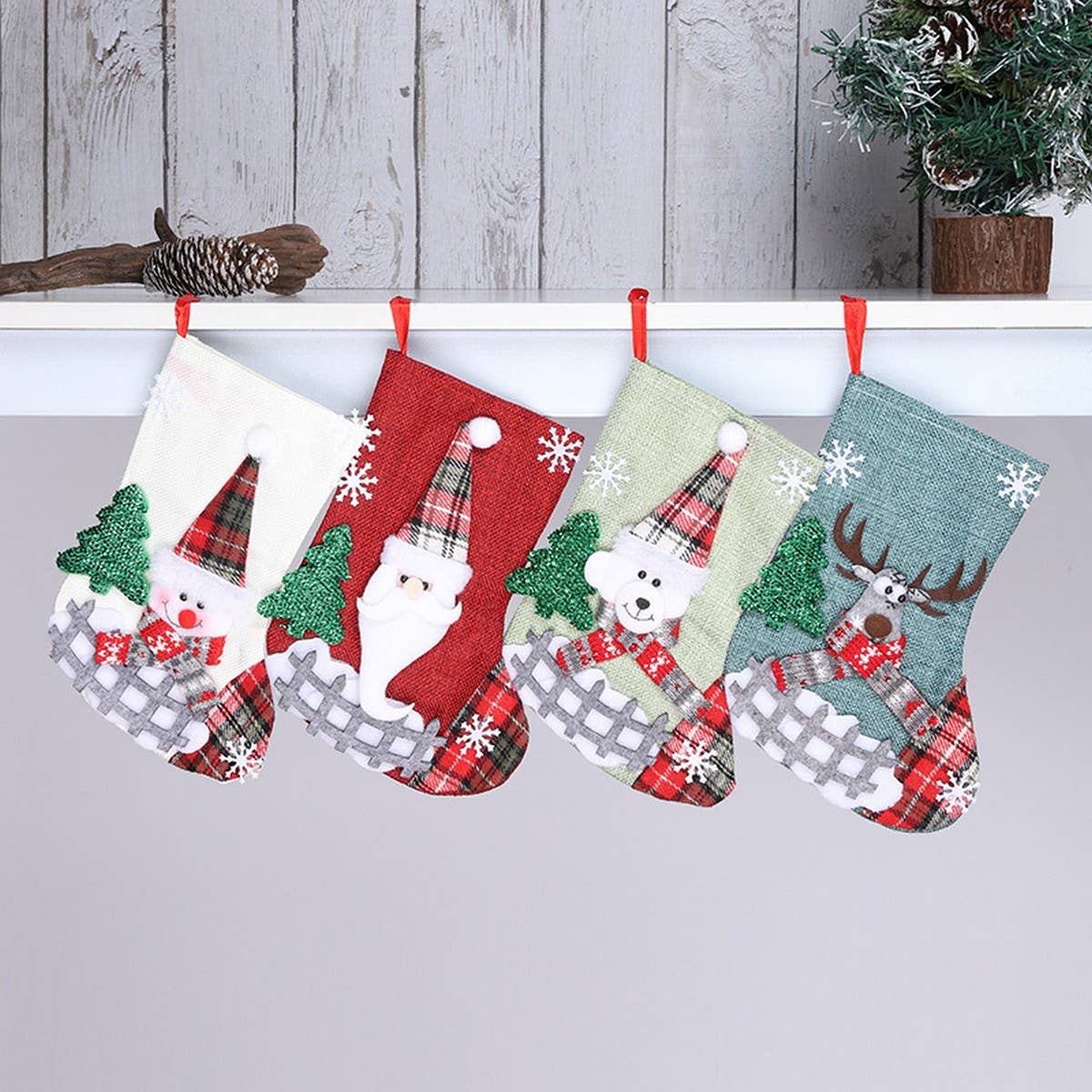DECORATIVE BURLAP MEDIUM CHRISTMAS STOCKING