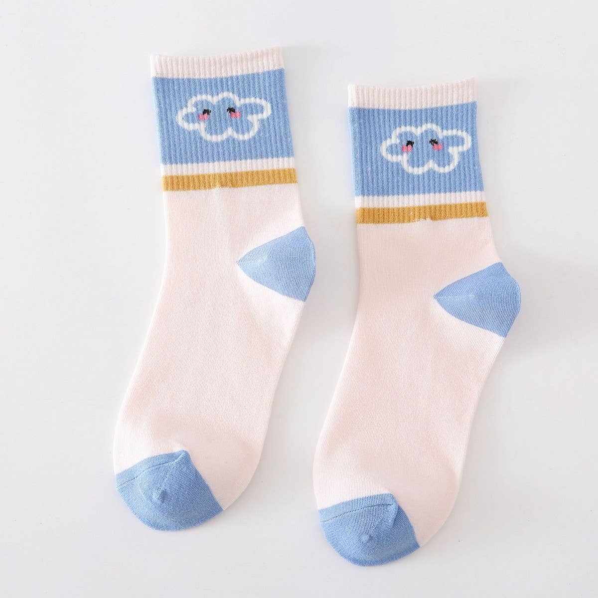 NEW ARRIVAL CLOUD COLLEGE STYLE MIDDLE TUBE SOCKS