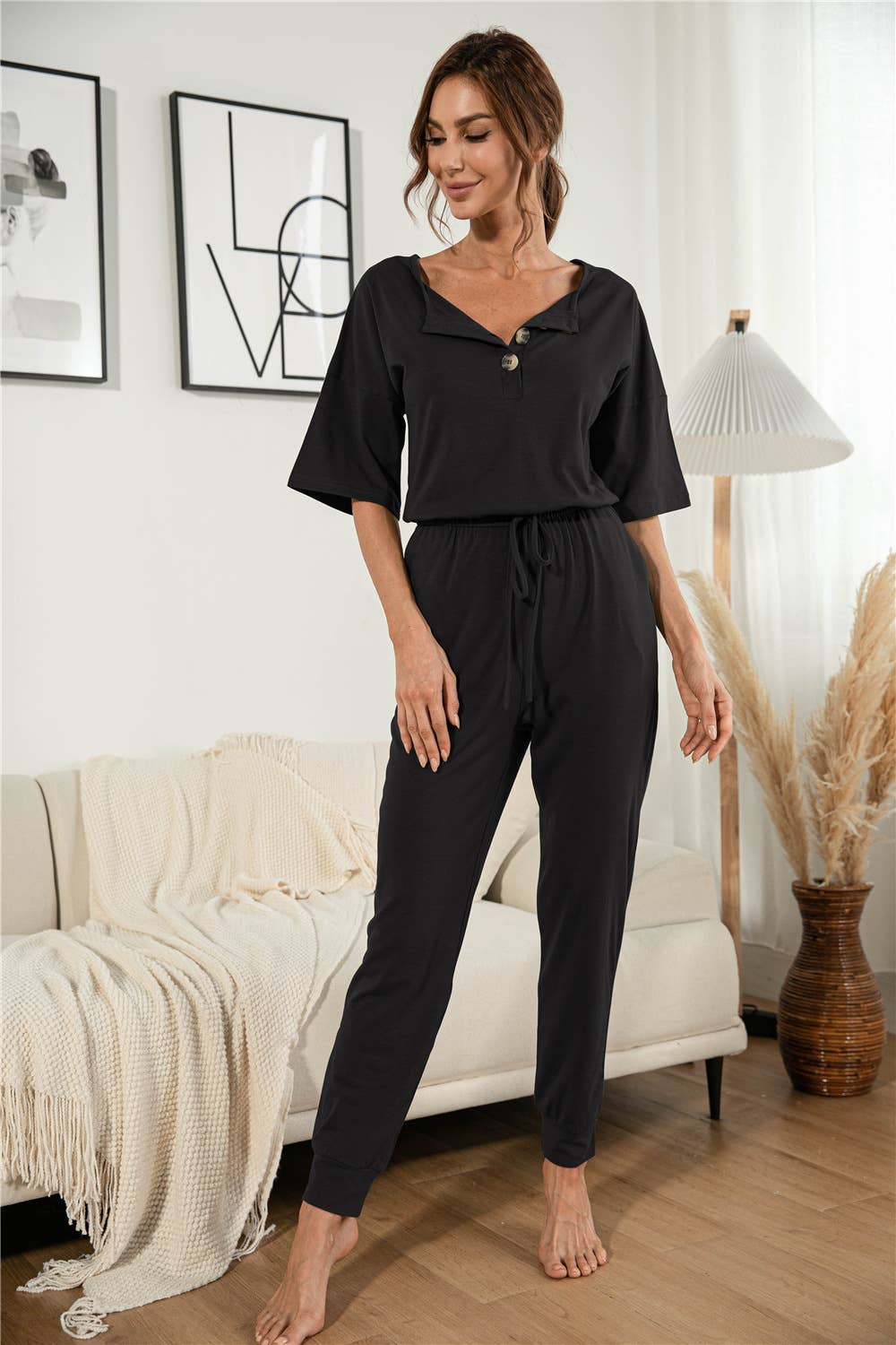 Sexy V-neck short-sleeved button-down jumpsuit