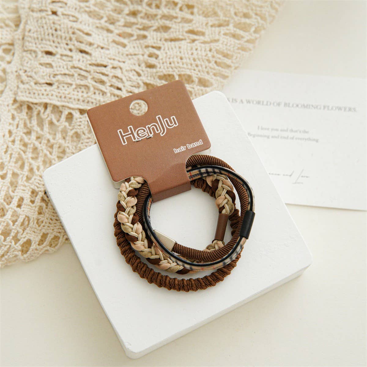 SOFT, ELASTIC AND SIMPLE HAIR TIES_CWAHA1127