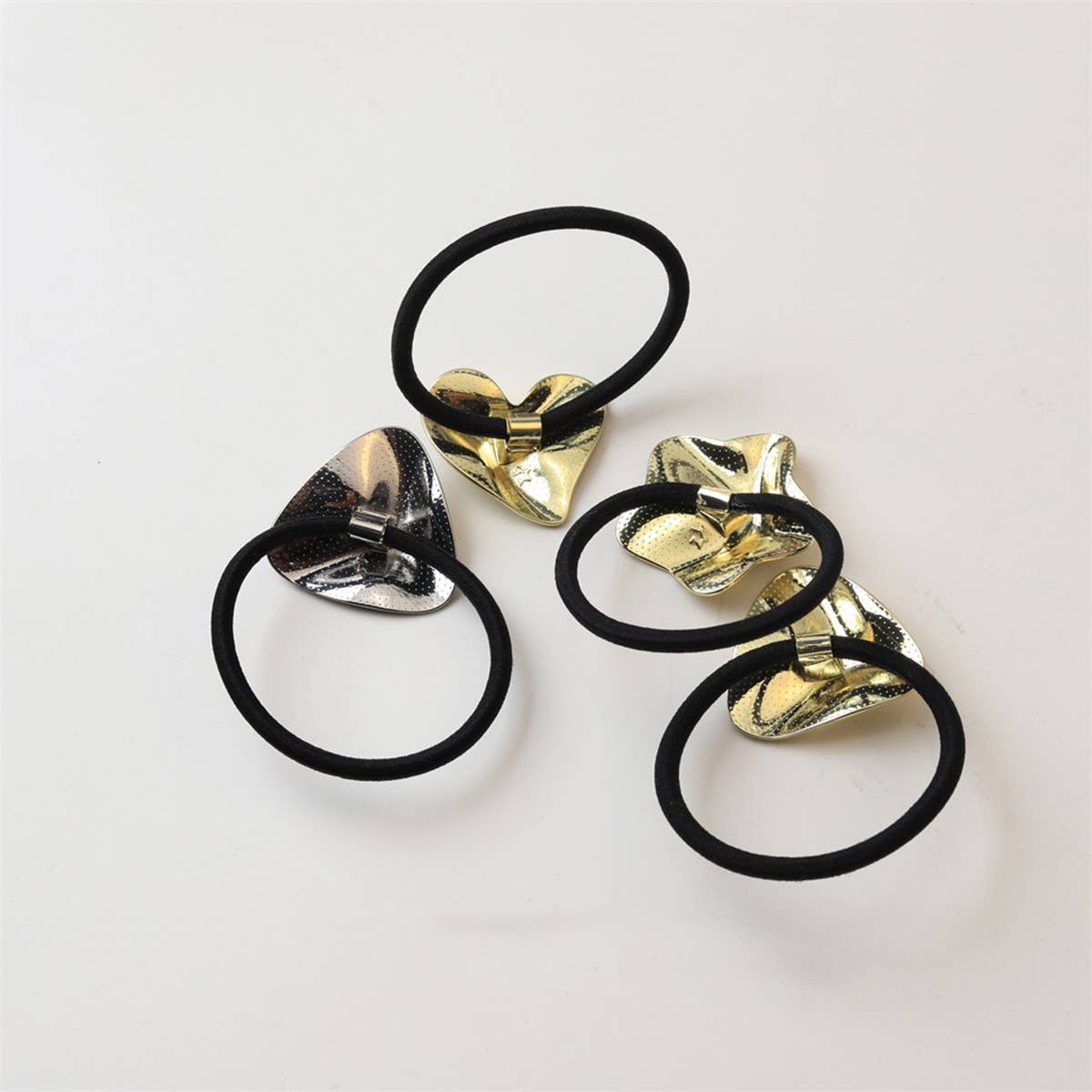 COOL AND COLOR-RETAINING HAIR SCRUNCHIES