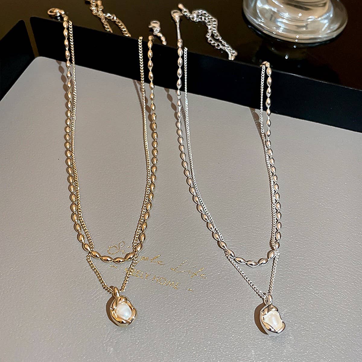 LIGHT LUXURY PLEATED PEARL BEAN NECKLACE