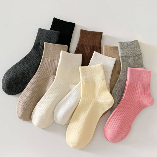 Simple Style Solid Cotton Crew Socks For Womens_CWMS1373