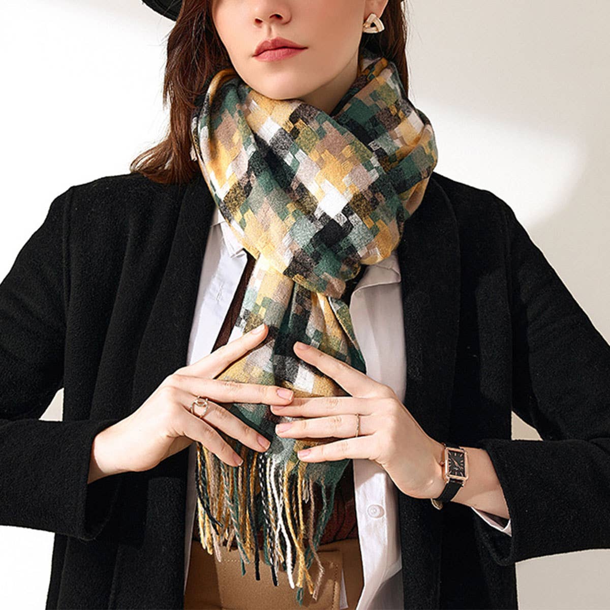 Plaid Fringe Scarf ??Trendy Winter Wrap_CWASC0199