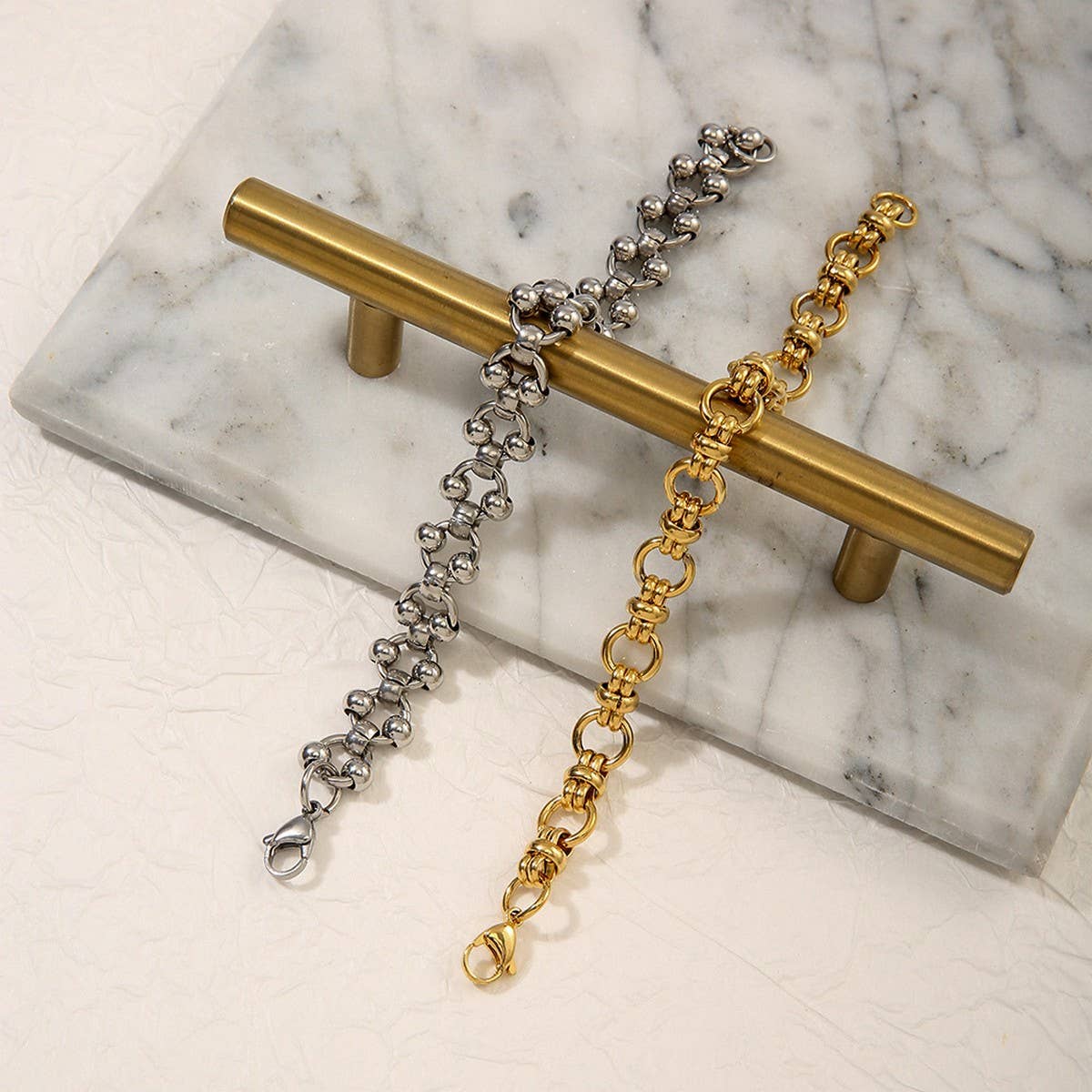 Bold Stainless Steel Linked Bead Circle Bracelet_CWAJE4602